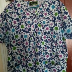 Daisy Scrub Top